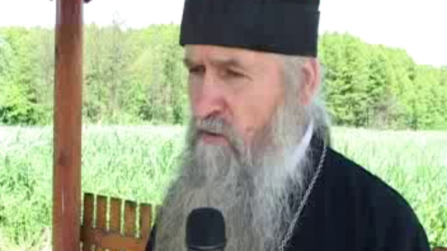 Родник на окраине Алешни называют чудотворным смотреть онлайн