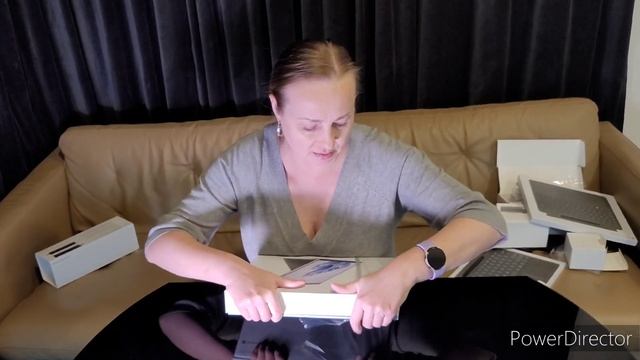 Unboxing 4000$ Microsoft Surface Pro 9 + Keyboard and Doc 2 смотреть онлайн