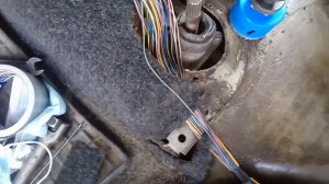 УАЗ. Замена датчика заднего хода.