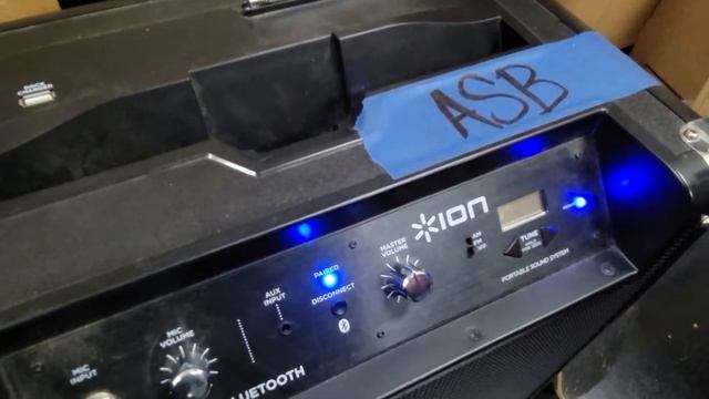 is this Bluetooth speaker GOOD for PARTYS? - ION Block Rocker Bluetooth Speaker review. смотреть онлайн