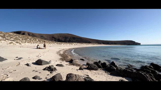 Is BAJA CALIFORNIA SUR Worth Visiting?? 🇲🇽 INCREDIBLE PRIVATE BEACH near La Paz (MEXICO) смотреть онлайн