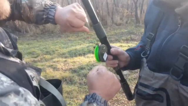 Горная рыбылка осенью, ловим хариуса по ручьям. Часть 2 смотреть онлайн