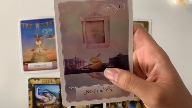 R63/ SHOULD I RECONNECT WITH AN OLD CRUSH ? - Free personalized anonymous oracle reading смотреть онлайн