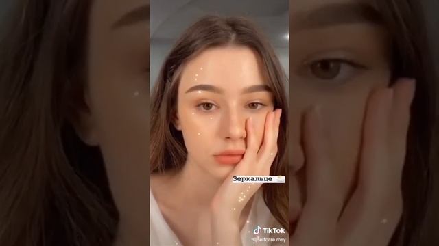 Что должно быть в сумочке у каждой девочки ✨ смотреть онлайн