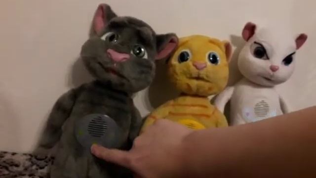 Игрушки говорящий Том и его друзья.