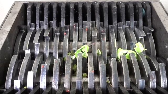 Snake Family Shredded! Giant Robotic Snakes Destroyed! смотреть онлайн