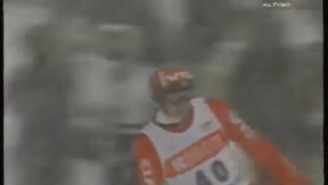 Roar Ljoekelsoey - 137.5m - Sapporo 2005 смотреть онлайн