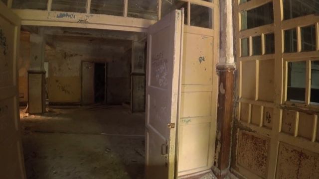 Заброшенные школы и огромная вымершая деревня.ВСЁ СТАБИЛЬНО смотреть онлайн