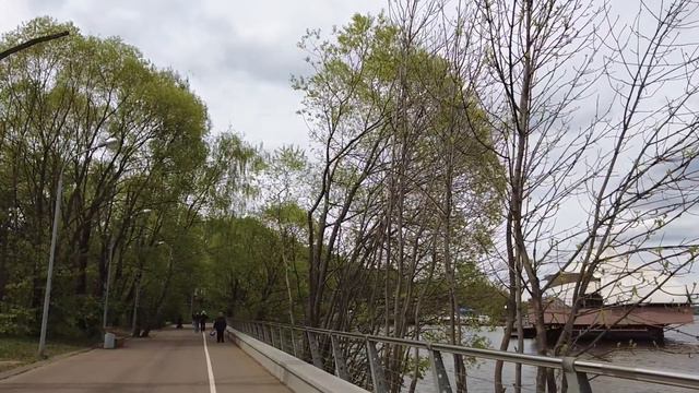 Бывший детдомовец пришел знакомиться с богатой родней невесты… Его высмеяли, но когда он вернулся смотреть онлайн