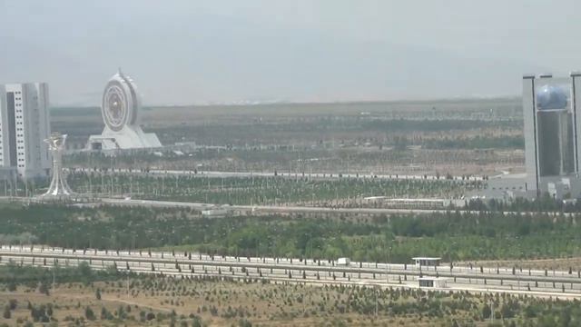 Ashgabat Neutrality Arch May 2015 Turkmenistan