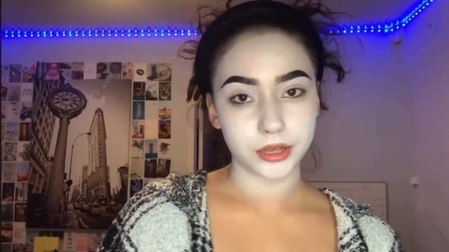 IT Halloween Makeup смотреть онлайн