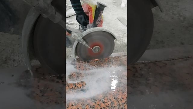 НЕВЕРОЯТНО БОЛГАРКА С ВОДОЙ Incredible Amazing Life Hack With Grinder Water 그라인더 워터를 사용한 놀라운 삶의 핵 смотреть онлайн