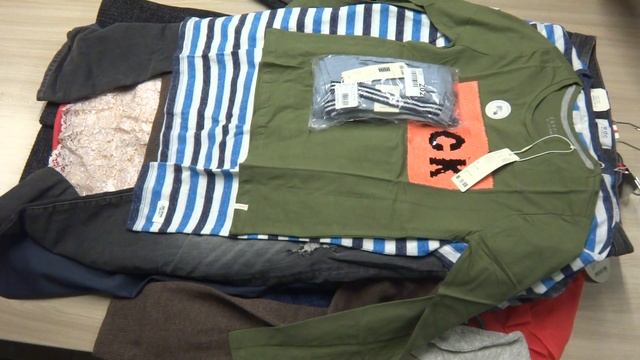 Esprit. Лот 6 смотреть онлайн