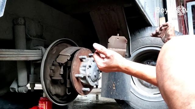 MITSUBISHI canter replace brake shoe and rear brake cylinder смотреть онлайн