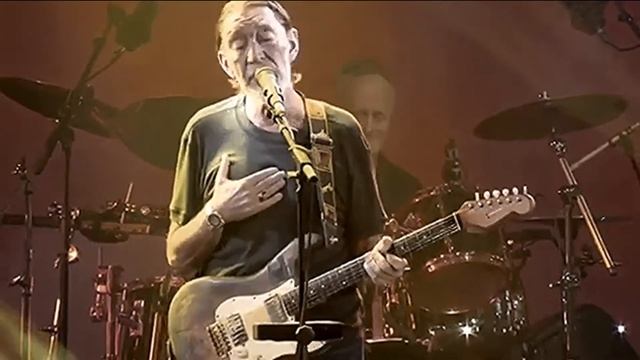 Chris Rea - Looking for the Summer смотреть онлайн