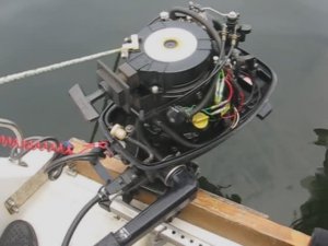 Сравнение напряжений выпрямителя-регулятора ВРНЛ-1М и простого выпрямителя