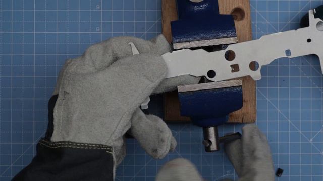 12 Volt Cordless Angle Grinder: Bosch Professional смотреть онлайн