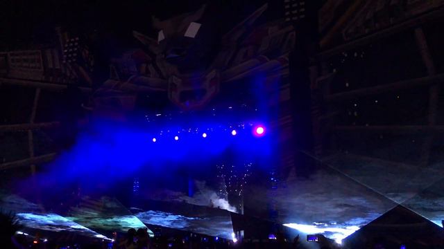 Calvin Harris - Under Control (Live at DJAKARTA WAREHOUSE PROJECT 2019 - #DWP19) смотреть онлайн