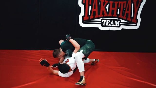 ВАСИЛИЙ ТАХТАЙ - ПРОХОД В НОГИ - ФИШКИ ММА - ВИДЕО ОБУЧАЛКА смотреть онлайн