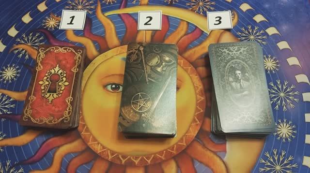 ЕСТЬ ЛИ У НЕГО_НЕЕ ДРУГАЯ_ДРУГОЙ❓ Гадание Таро расклад смотреть онлайн