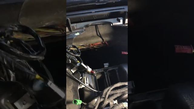 Замена моторчика печки Range Rover l322 смотреть онлайн