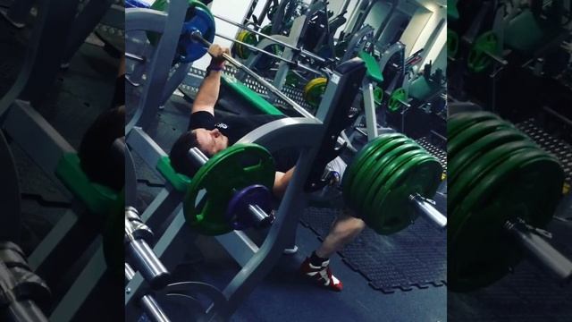 жим лежа 130 кг смотреть онлайн