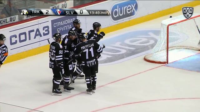 Полыгалов разбирается с Чилиаком на пятачке смотреть онлайн