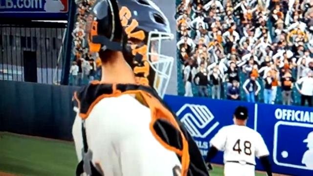 MLB 11 THE SHOW glitch when you throw dirty balls смотреть онлайн
