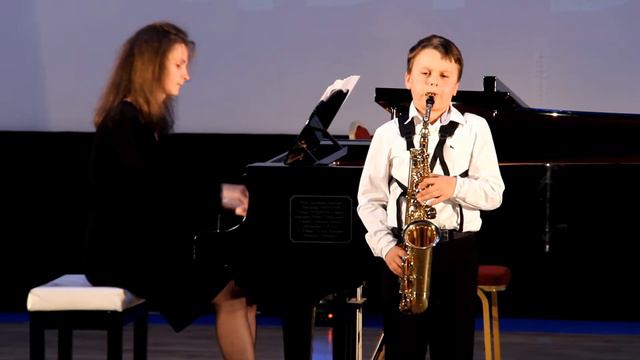 ДЛЯ ВАС ИГРАЕТ АЛЕКСЕЙ БОРИСОВ - флейта, саксофон смотреть онлайн