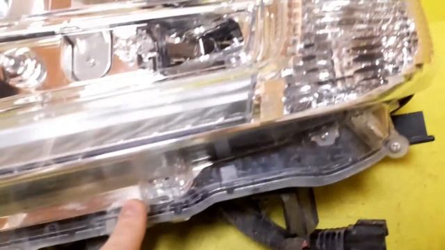 Фара левая для Toyota Land Cruiser 200 J200 рестайлинг 2015 2016 2017 2018 2019 2020 2021 год смотреть онлайн