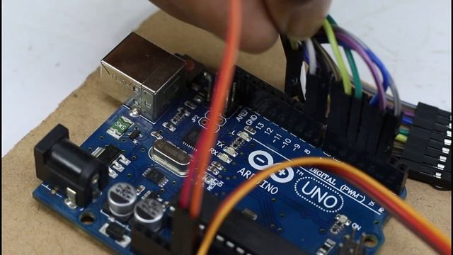 How to Make Password Door Lock | Arduino Project смотреть онлайн