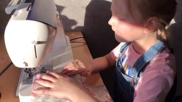 Платье для Басика смотреть онлайн