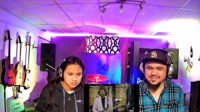 DIRE STRAITS MONEY FOR NOTHING (DAUGHTER REACT) смотреть онлайн