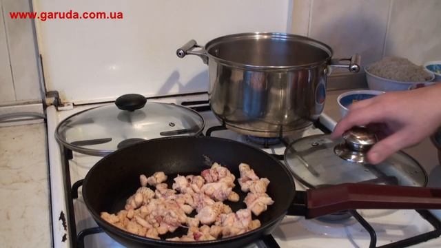 Плов с уткой, рисом басмати, нутом и сельдереем. смотреть онлайн