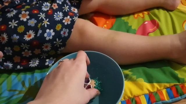 С Новым годом! Что подарил Дед Мороз? Видео для детей #ЛОЛ КАПСУЛЫ #L.O.L. Surprise смотреть онлайн