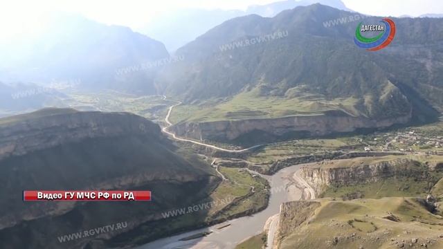В Дагестане найдены тела двух пропавших после схода селей смотреть онлайн
