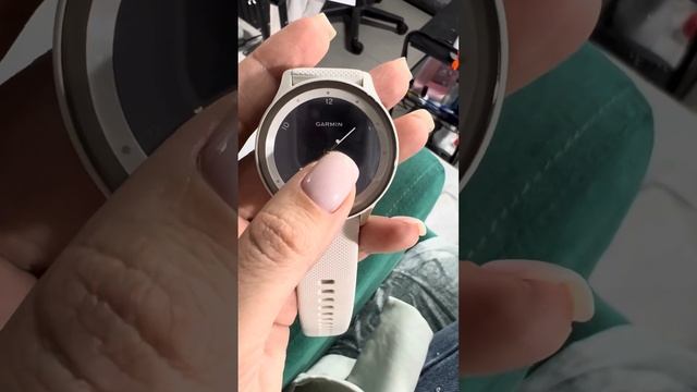 Гибридные часы Garmin vivomove Sport смотреть онлайн
