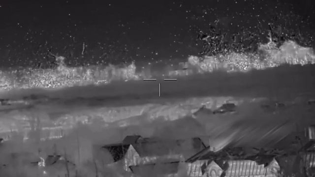 ?ウグレダルで?ミサイルのような降下物！????NATO軍はウグレダル地域に軍事力を集中し、反攻の試みを行いました。展開した部隊に対して、連続発射システムからのロケット攻撃?