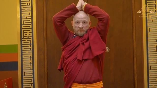 Как совершать буддийские простирания смотреть онлайн