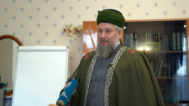 Поздравление Верховного муфтия ЦДУМ России Шейхуль-ислама Талгат Сафа Таджуддина с 75-летним юбилее смотреть онлайн