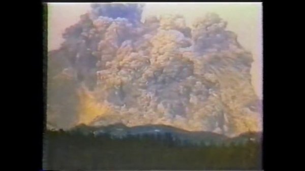 Mt. Saint Helens eruption video