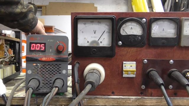 Постоянный клиент P. I. T. PMI255-C1. Попал под высокое напряжение. смотреть онлайн