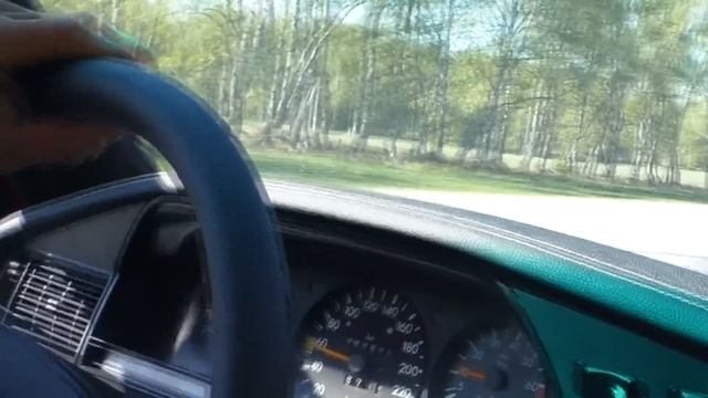 Я ждал когда что-то отстегнет и дождался AMG 3.6 280hp W201 Часть 28 смотреть онлайн