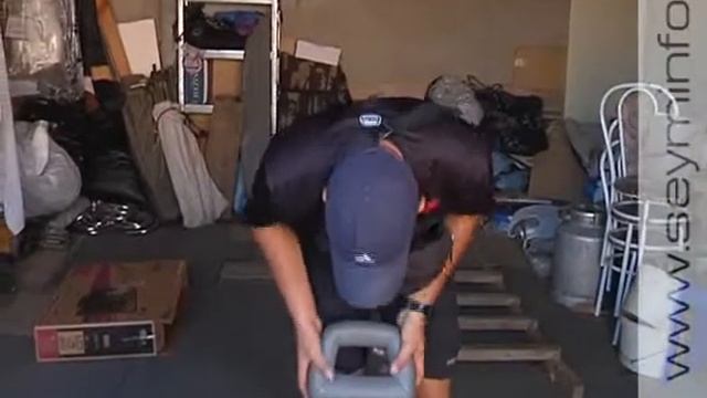 В Сеймском округе Курска сносят гаражи смотреть онлайн