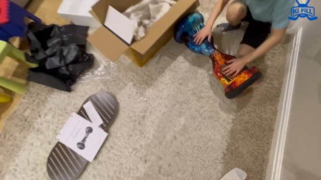 распаковал новый ГИРОСКУТЕР и НЕ ДАЛ КИРИЛЛУ ПОКАТАТЬСЯ // KiFill смотреть онлайн