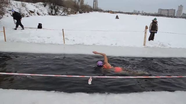 заплыв моржей Москвы СЕРОЙ НАТАЛЬИ САМОЙЛЕНКО ОСМАН ЕВГЕНИЯ РОДИКОВА смотреть онлайн