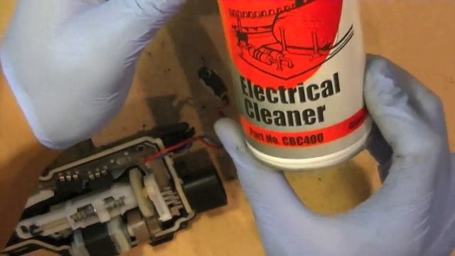 VW Door Lock Control Module Fix Repair, Simple Easy Repair смотреть онлайн