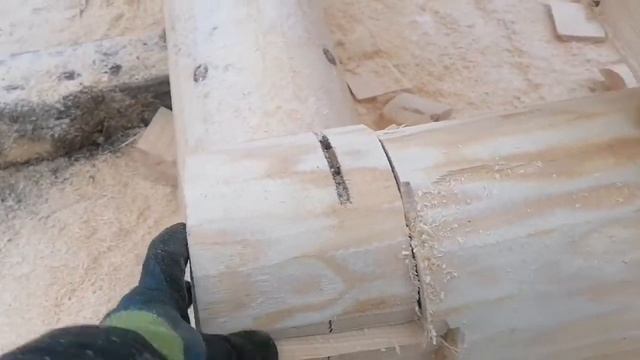 Рубка в лапу, с тёплым углом. смотреть онлайн