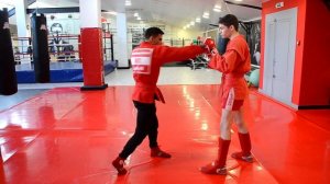 Как правильно бить двойку? Как правильно бить руками в Боевом самбо?