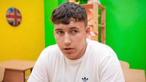 Девочки ХОТЯТ ЦЕЛОВАТЬСЯ!